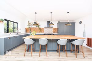 Photo 35- click for photo gallery